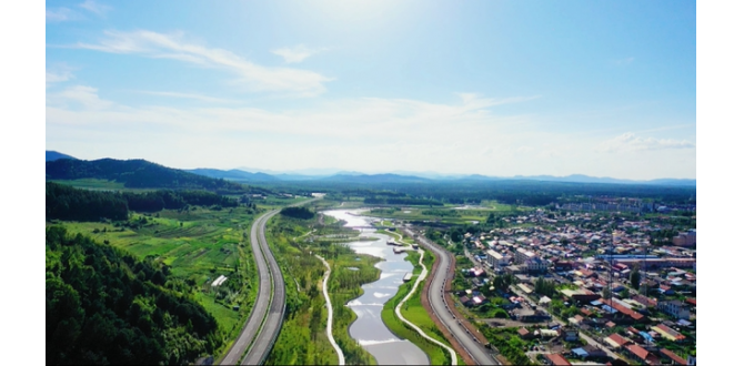 <strong>践行“两山”理论 推动全域旅游</strong>